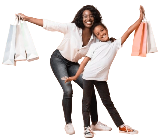 Photo de deux clientes de l'Hyper U Païta heureuses de faire du shopping